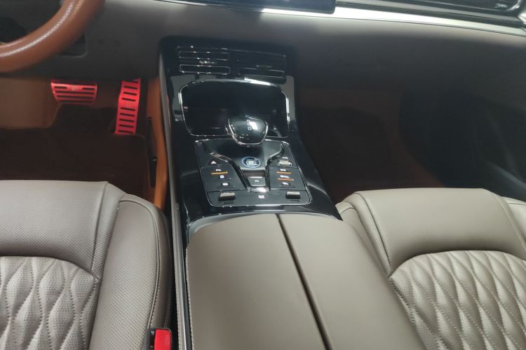 BYD Han 2022 imagen de coche #14