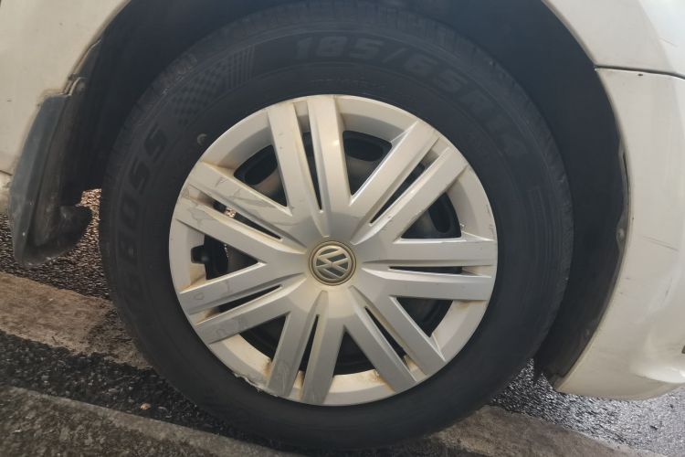 Volkswagen Polo 2019 car image #6