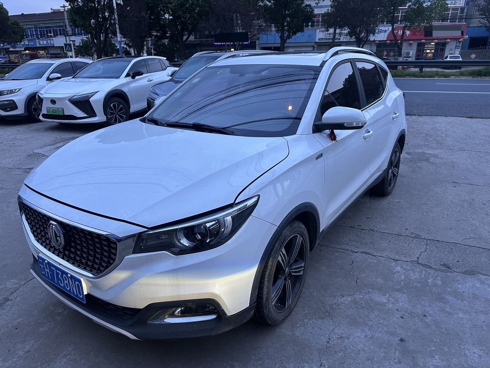MG ZS 2018 MG ZS 2018 car image