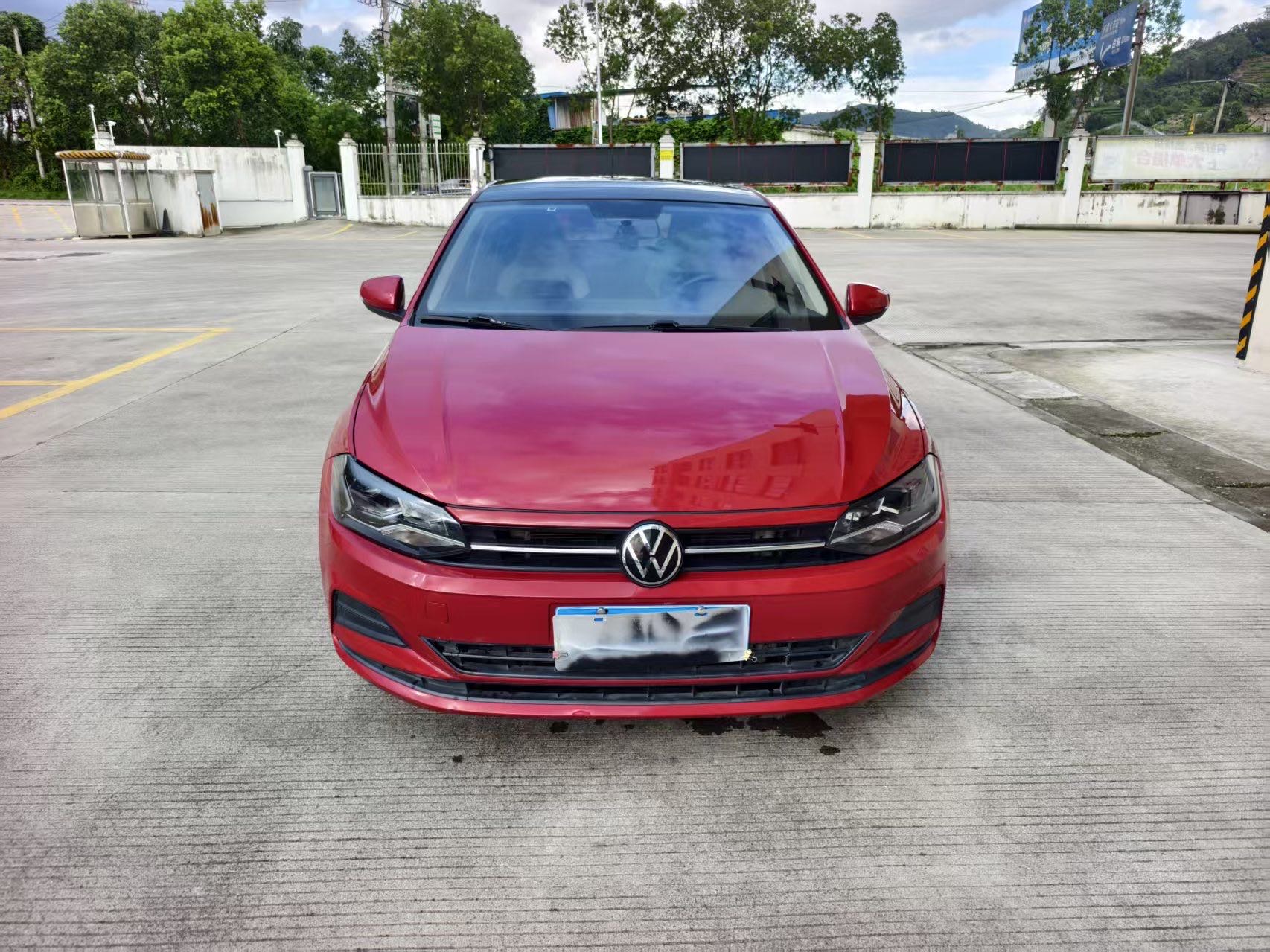 Volkswagen Polo 2021 car image #2