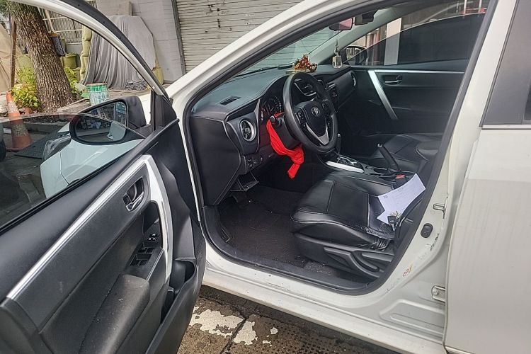 Toyota Corolla 2019 car image #9