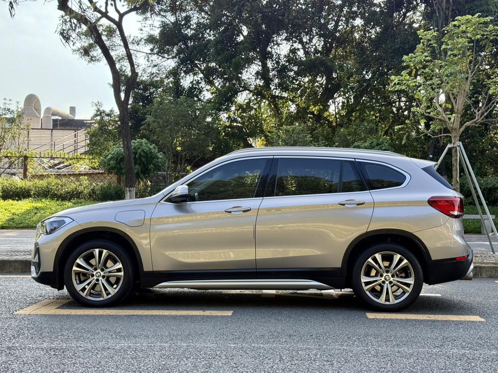 BMW X1 New Energy 2020 car image #4