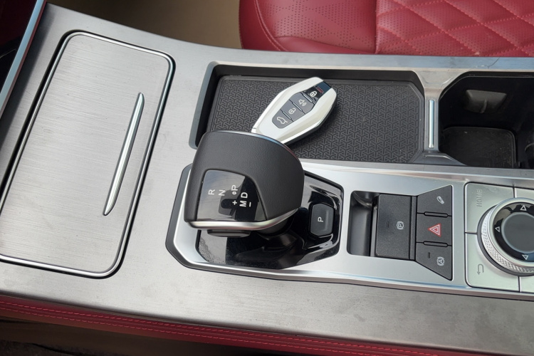 Jetour X70 PLUS 2025 #21 Jetour X70 PLUS 2025 изображение автомобиля #21
