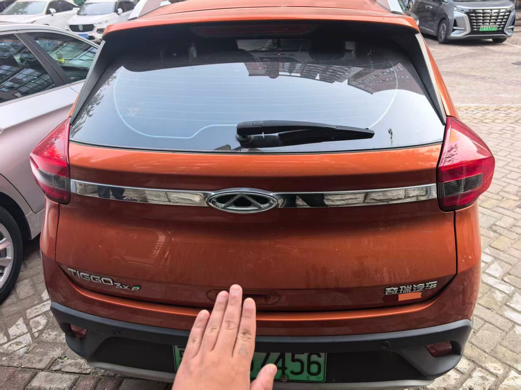 2018 car image #2