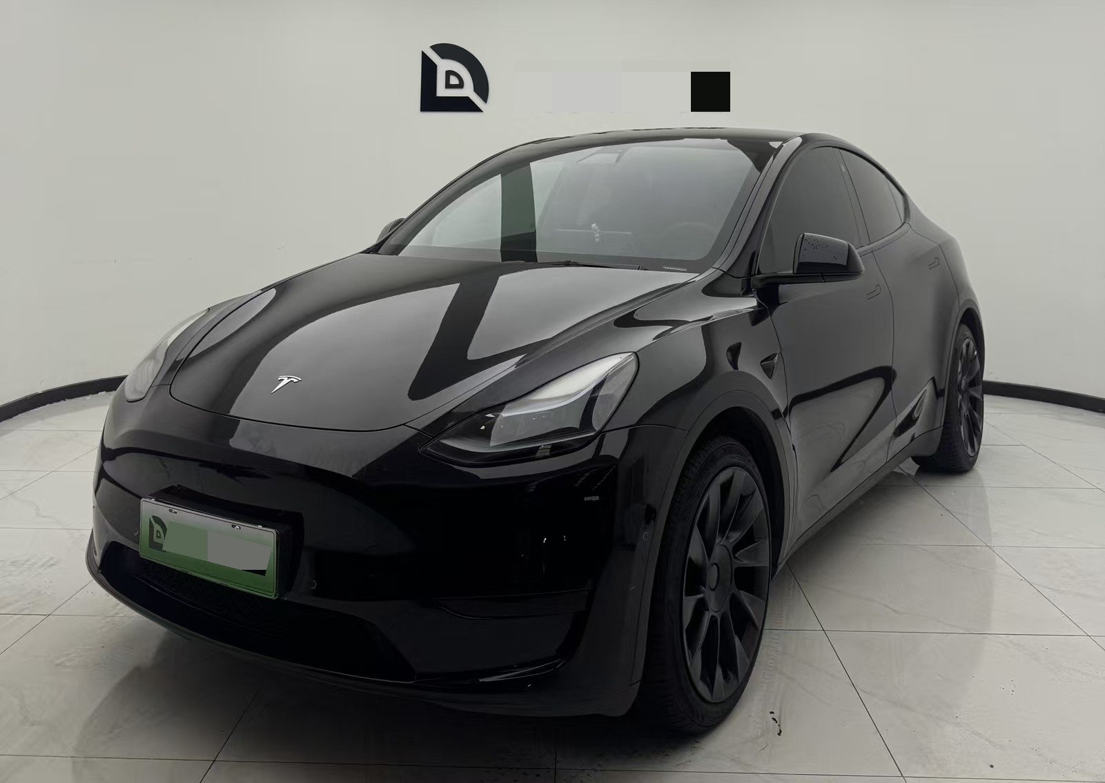 Tesla Model Y 2023 Tesla Model Y 2023 car image