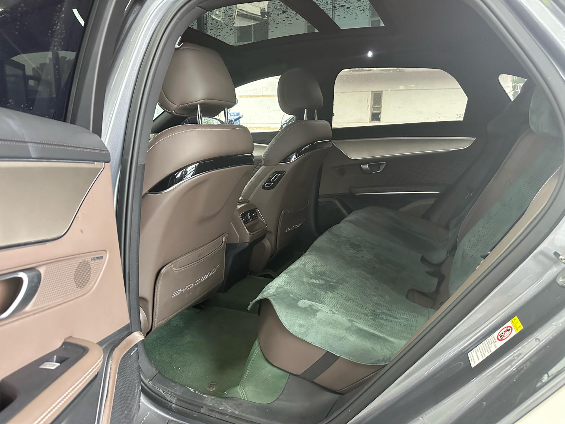 BYD Han 2023 car image #4