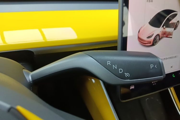 Tesla Model 3 2020 #14 Tesla Model 3 2020 car image #14