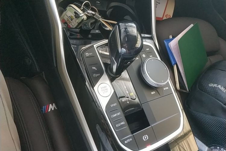 BMW 3 Series 2021 car image #14
