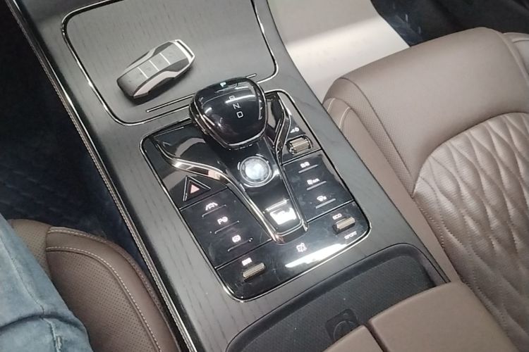 BYD Han 2021 car image #14