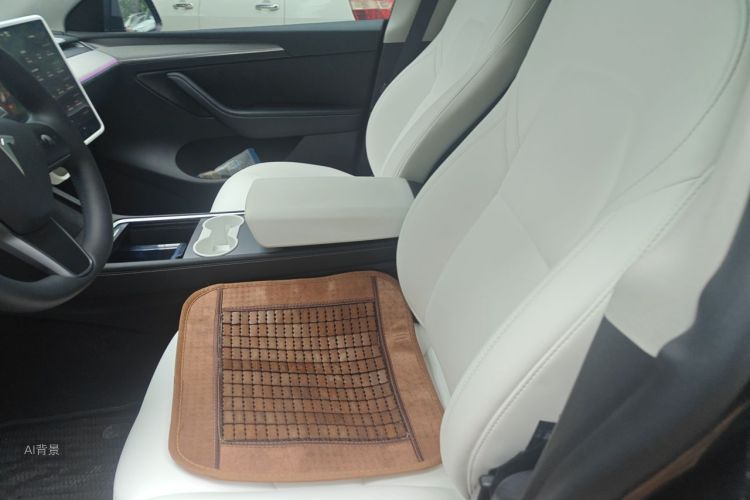 Tesla Model Y 2024 #17 Tesla Model Y 2024 car image #17
