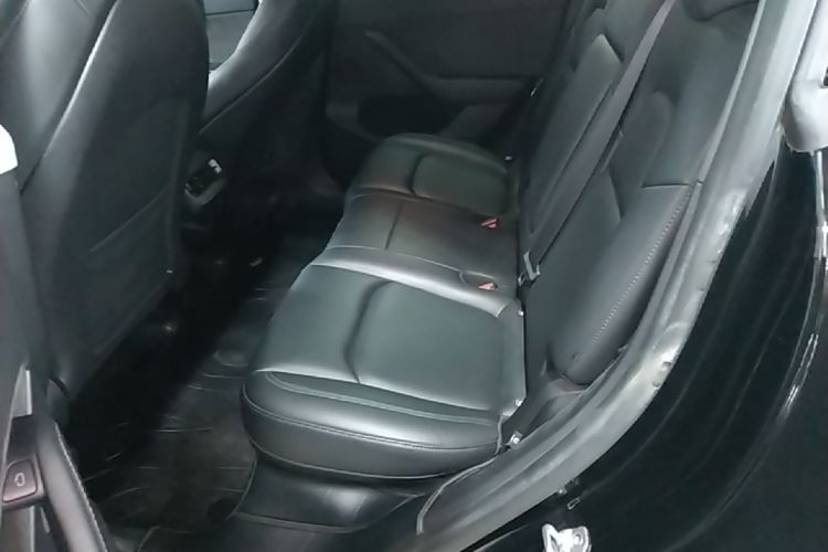 Tesla Model Y 2023 #17 Tesla Model Y 2023 car image #17