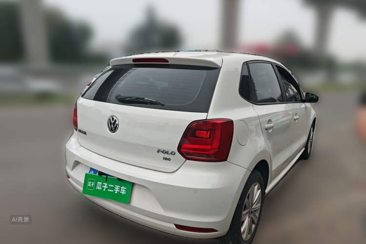 Volkswagen Polo 2016 car image #7