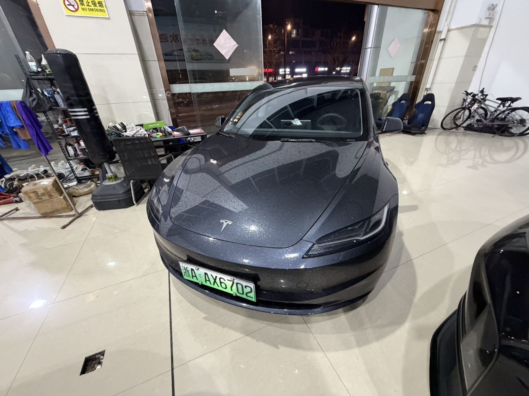 Tesla Model 3 2025 imagen de coche #2