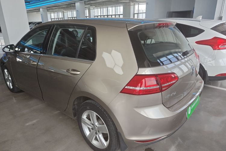 Volkswagen Golf 2016 car image #5