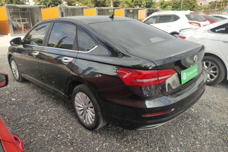 Volkswagen Lavida 2019 car image #5