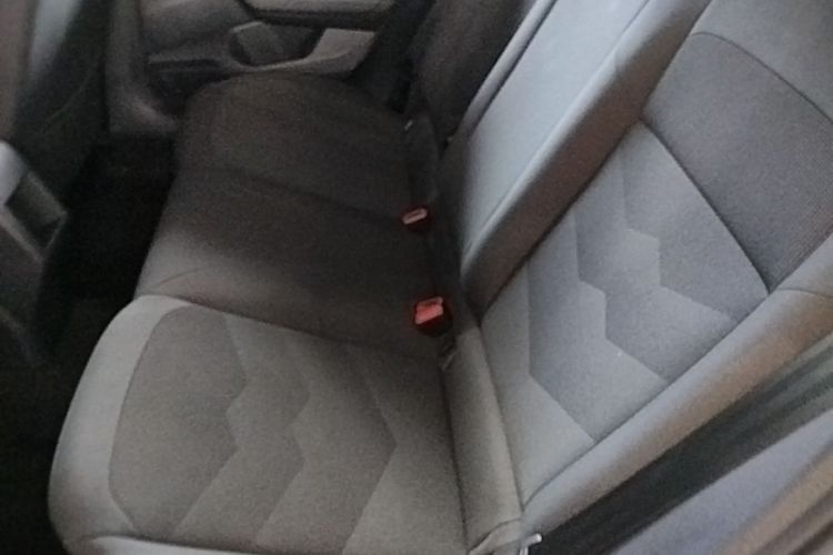 Volkswagen Polo 2021 car image #17