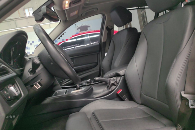 BMW 3 Series 2018 car image #17