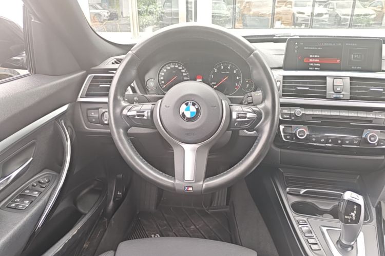 BMW 3 Series GT 2019 #12 BMW 3 Series GT 2019 car image #12