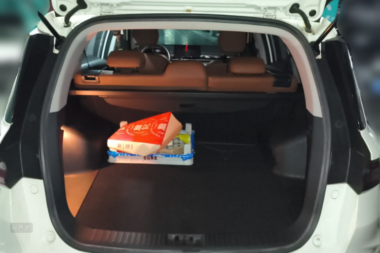 GEELY Vision X6 2022 immagine di auto #21