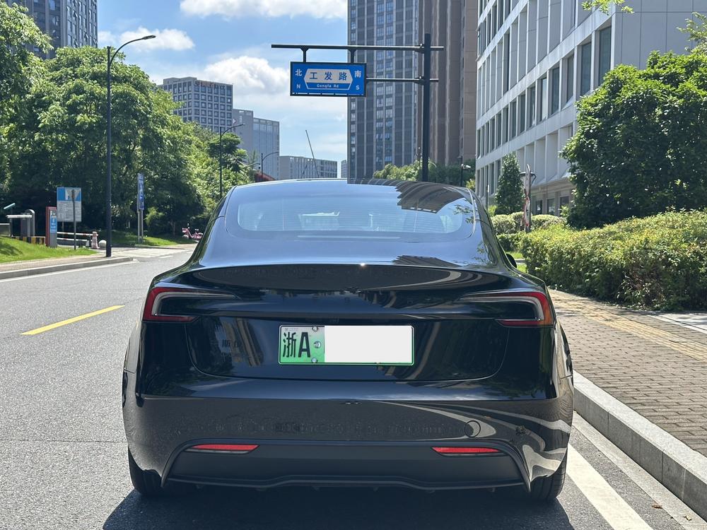 Tesla Model 3 2025 #5 Tesla Model 3 2025 car image #5