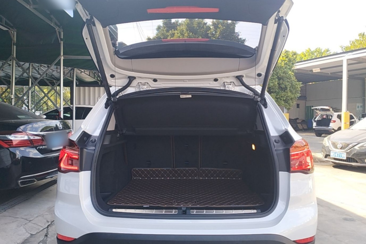 BMW X1 2019 #27 BMW X1 2019 car image #27