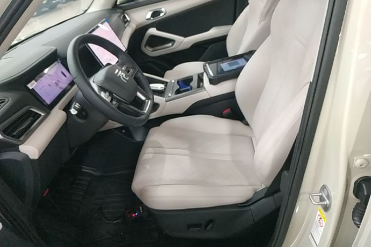 BYD YuanUP 2025 #15 BYD YuanUP 2025 car image #15
