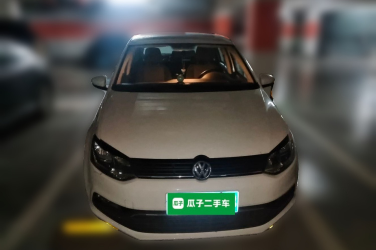 Volkswagen Polo 2017 car image #3