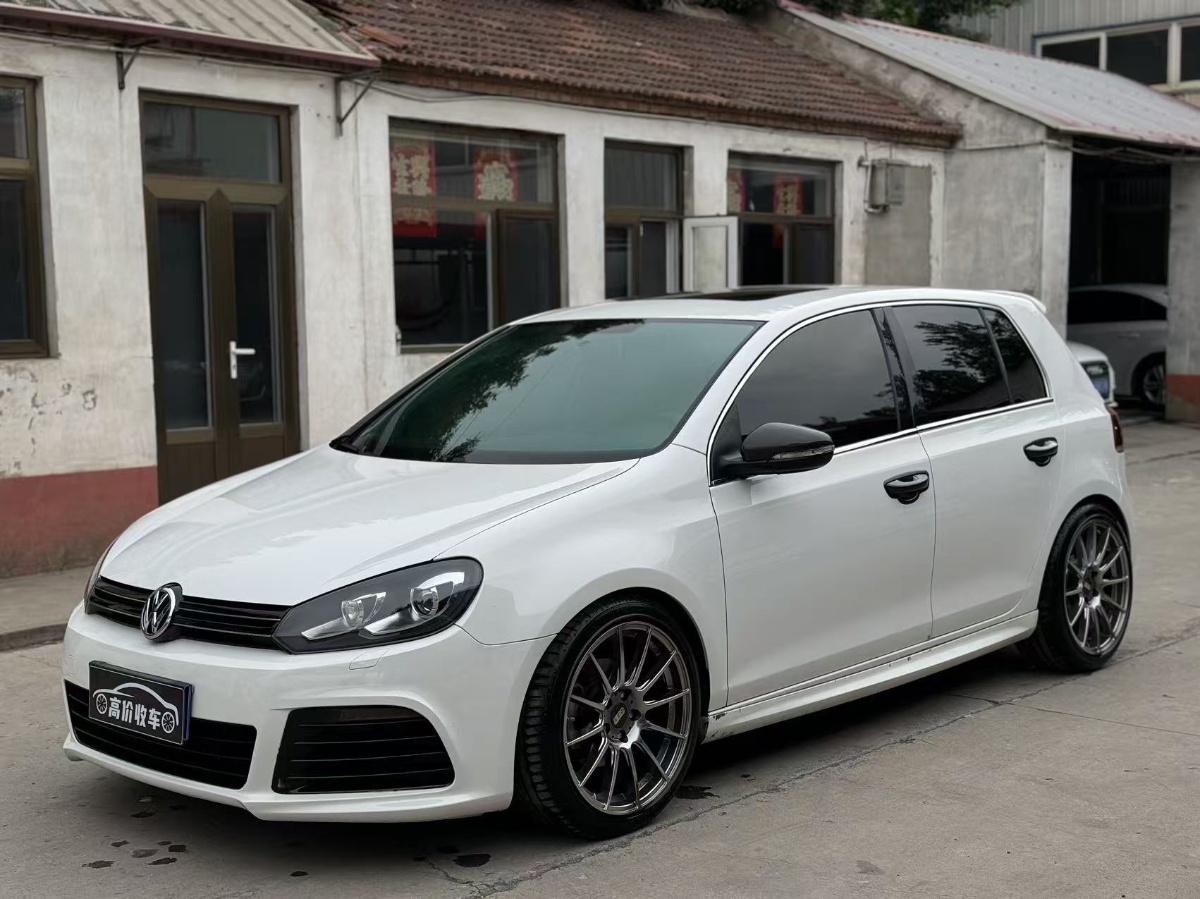 Volkswagen Golf 2012 Volkswagen Golf 2012 car image