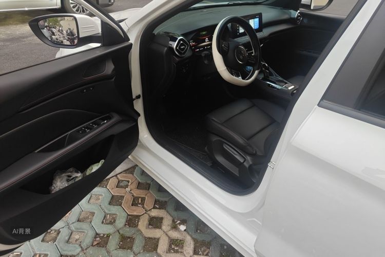 MG 5 2025 car image #18
