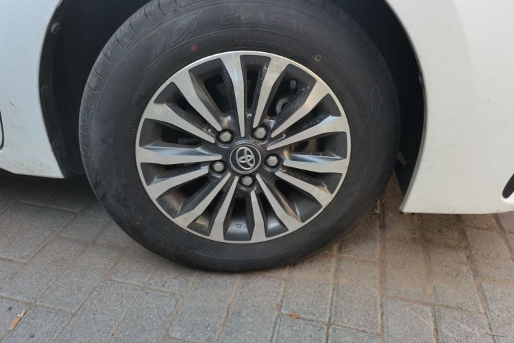Toyota Corolla 2018 car image #6