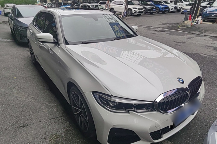 BMW 3 Series 2020 car image #6
