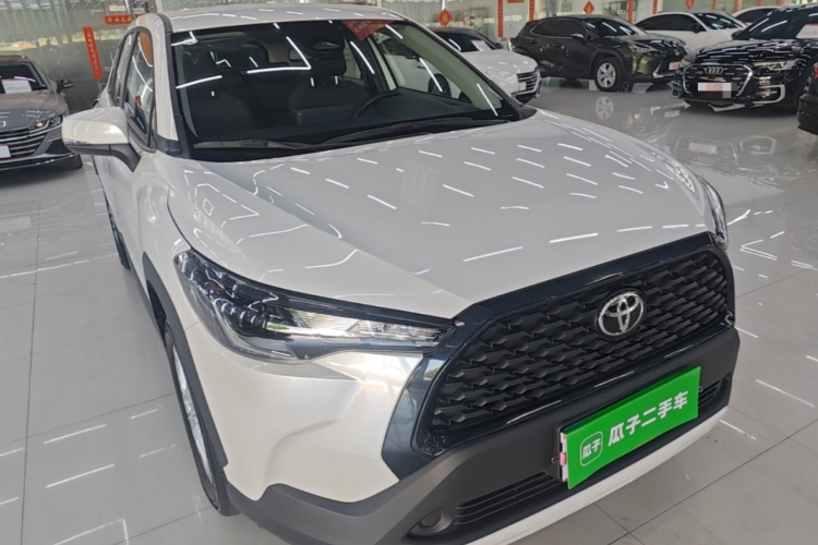 Toyota Corolla Cross 2025 #6 Toyota Corolla Cross 2025 car image #6