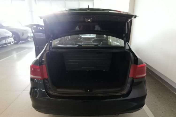 Volkswagen Santana 2016 #19 Volkswagen Santana 2016 car image #19