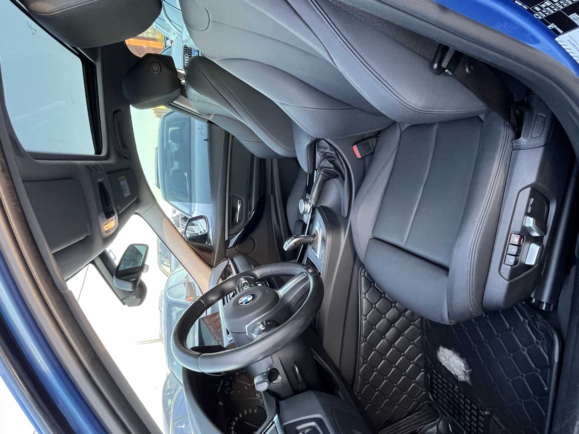 BMW 3 Series 2017 #8 BMW 3 Series 2017 car image #8