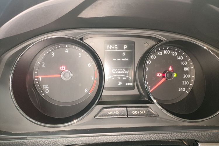 Volkswagen Lavida 2017 car image #12