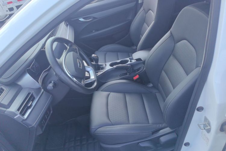 GEELY Emgrand 2021 car image #19