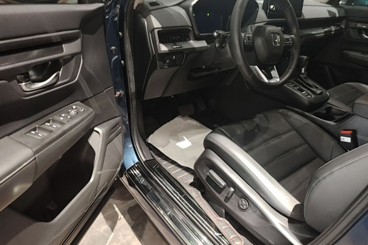 Honda CR-V 2023 car image #16