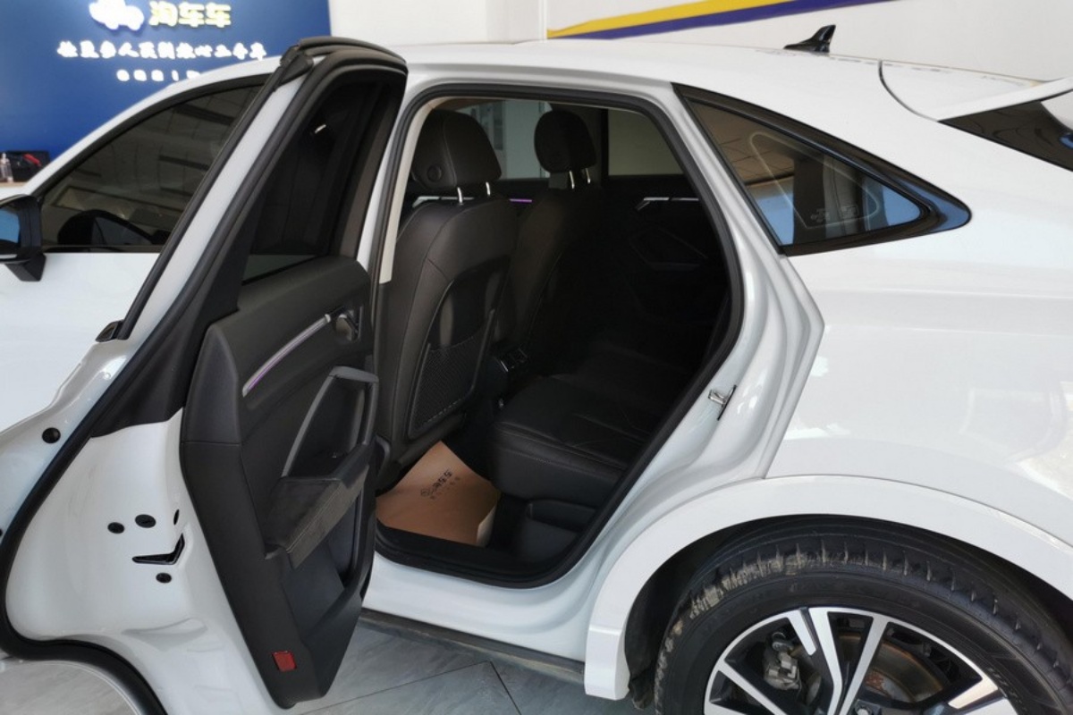 Audi Q3 Sportback 2023 car image #8