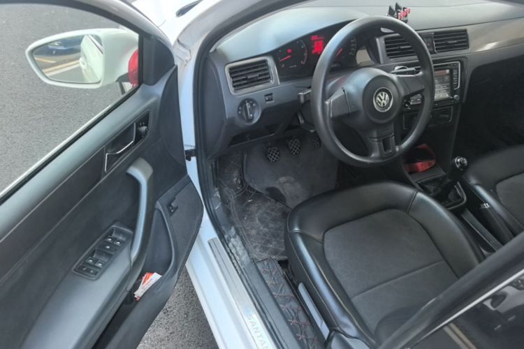 Volkswagen Santana 2016 car image #16