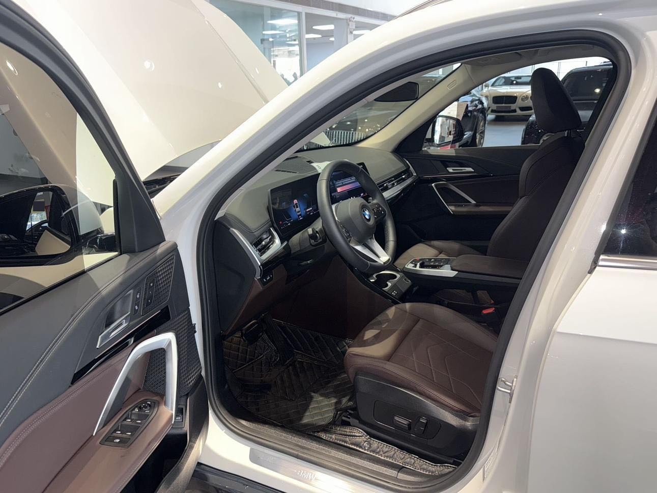 BMW X1 2023 car image #7