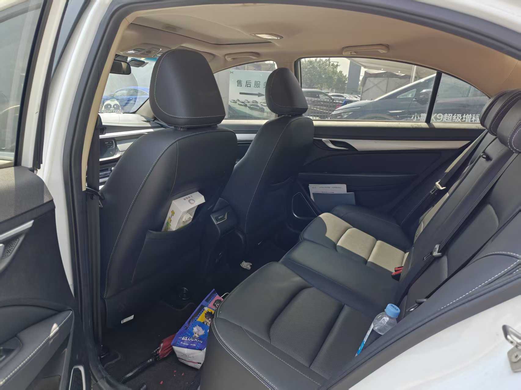 GEELY Emgrand 2018 car image #7