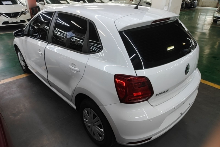 Volkswagen Polo 2019 car image #7