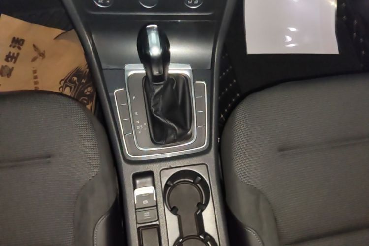 Volkswagen Golf 2018 #14 Volkswagen Golf 2018 car image #14