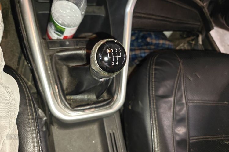 Volkswagen Santana 2019 #16 Volkswagen Santana 2019 car image #16