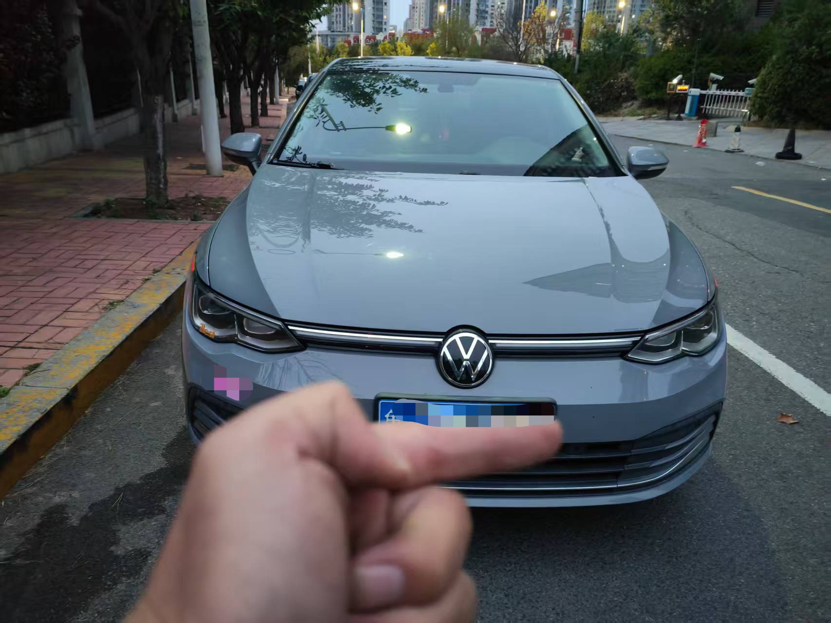 Volkswagen Golf 2023 imagen de coche #2
