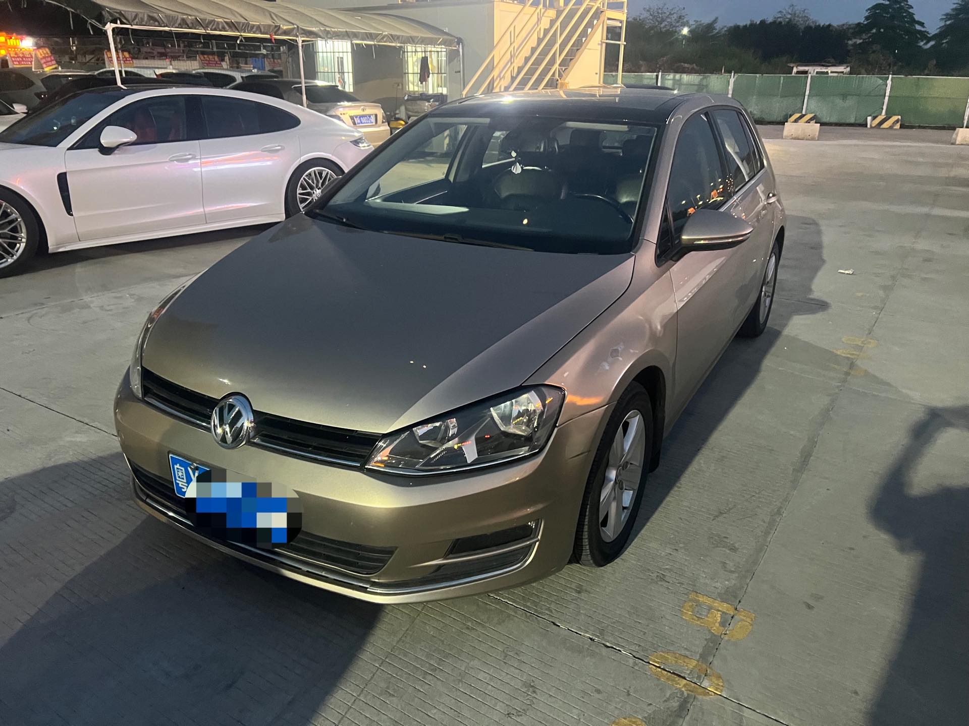 Volkswagen Golf 2015 Volkswagen Golf 2015 car image