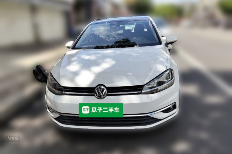 Volkswagen Golf 2020 car image #3