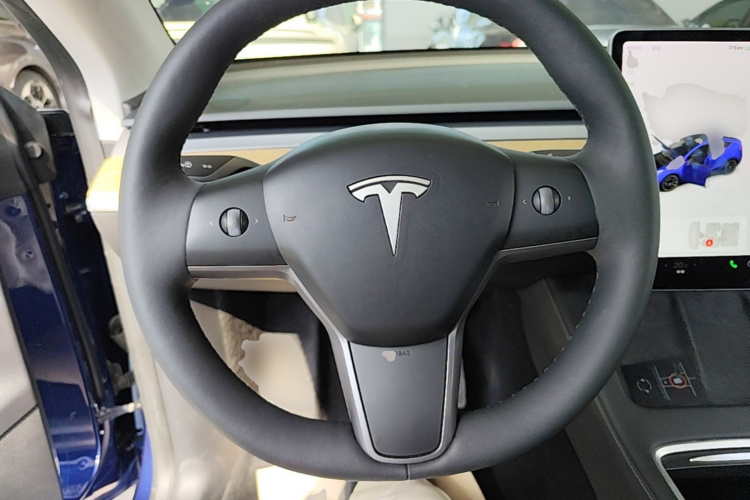 Tesla Model Y 2021 #11 Tesla Model Y 2021 car image #11