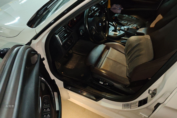 BMW 3 Series 2018 صورة سيارة #18