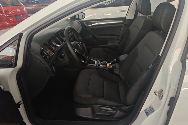 Volkswagen Golf 2019 #15 Volkswagen Golf 2019 car image #15